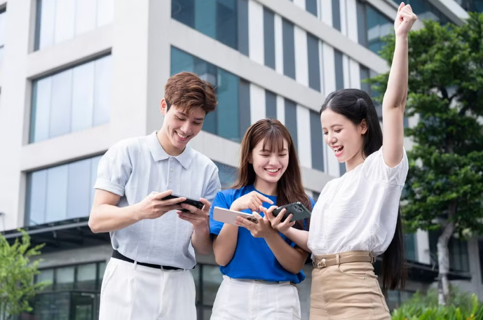 VinaPhone dành tặng giới trẻ học bổng 100 triệu đồng mùa tựu trường
